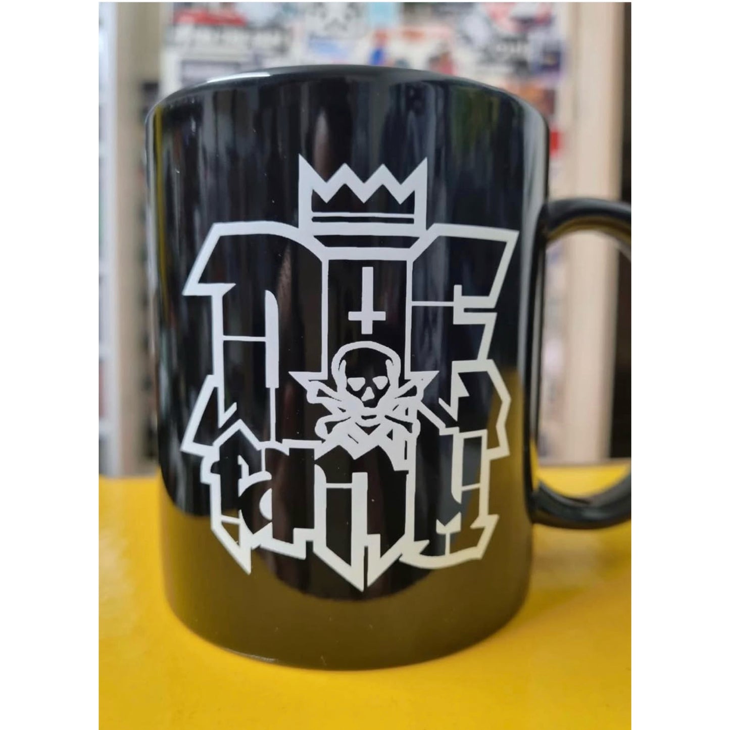 Die Family - Coffee Mug - Black