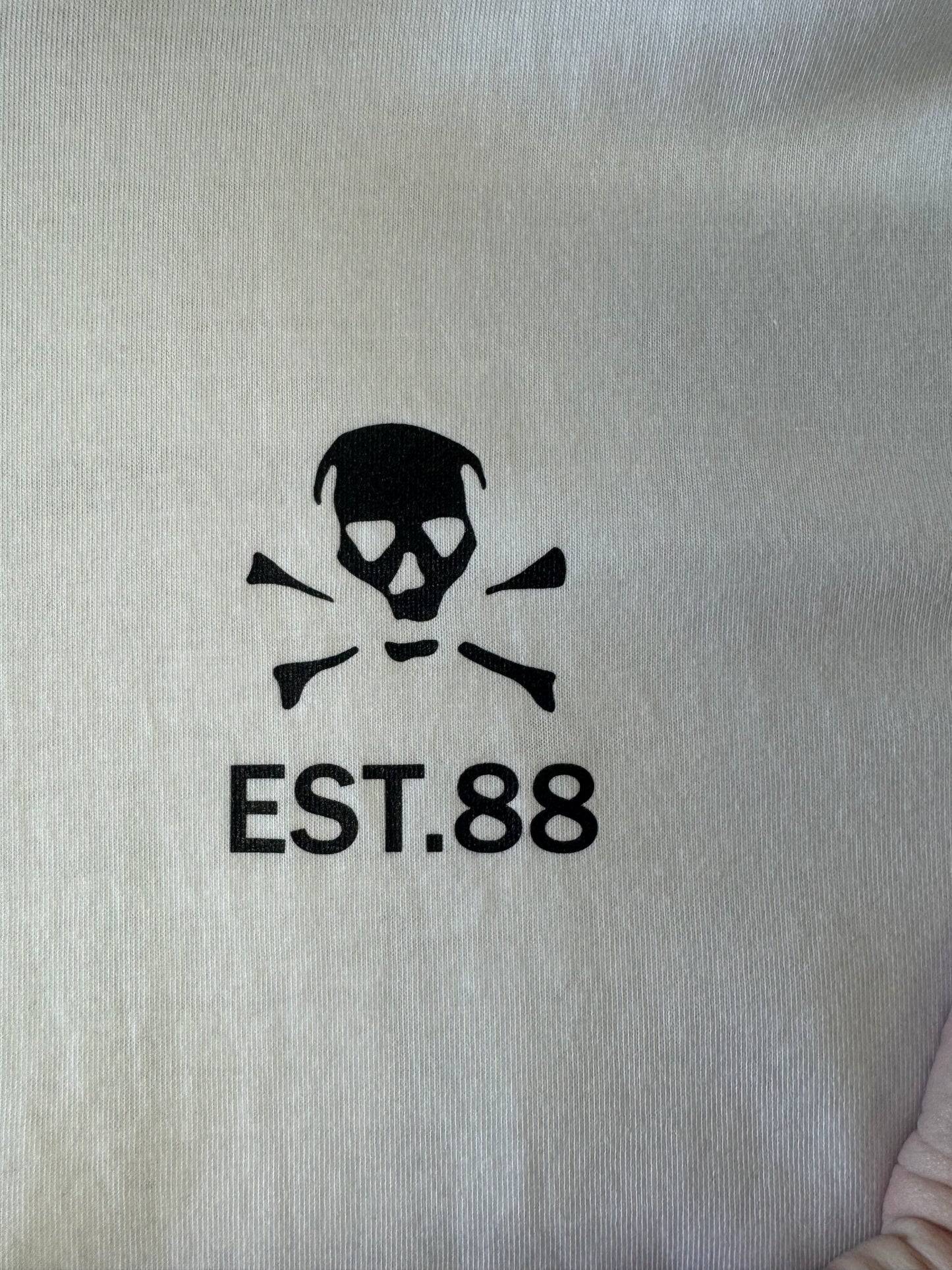 Die Family Back Print - White